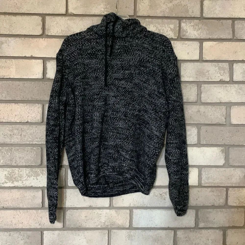 3for$20 men sweater size large
